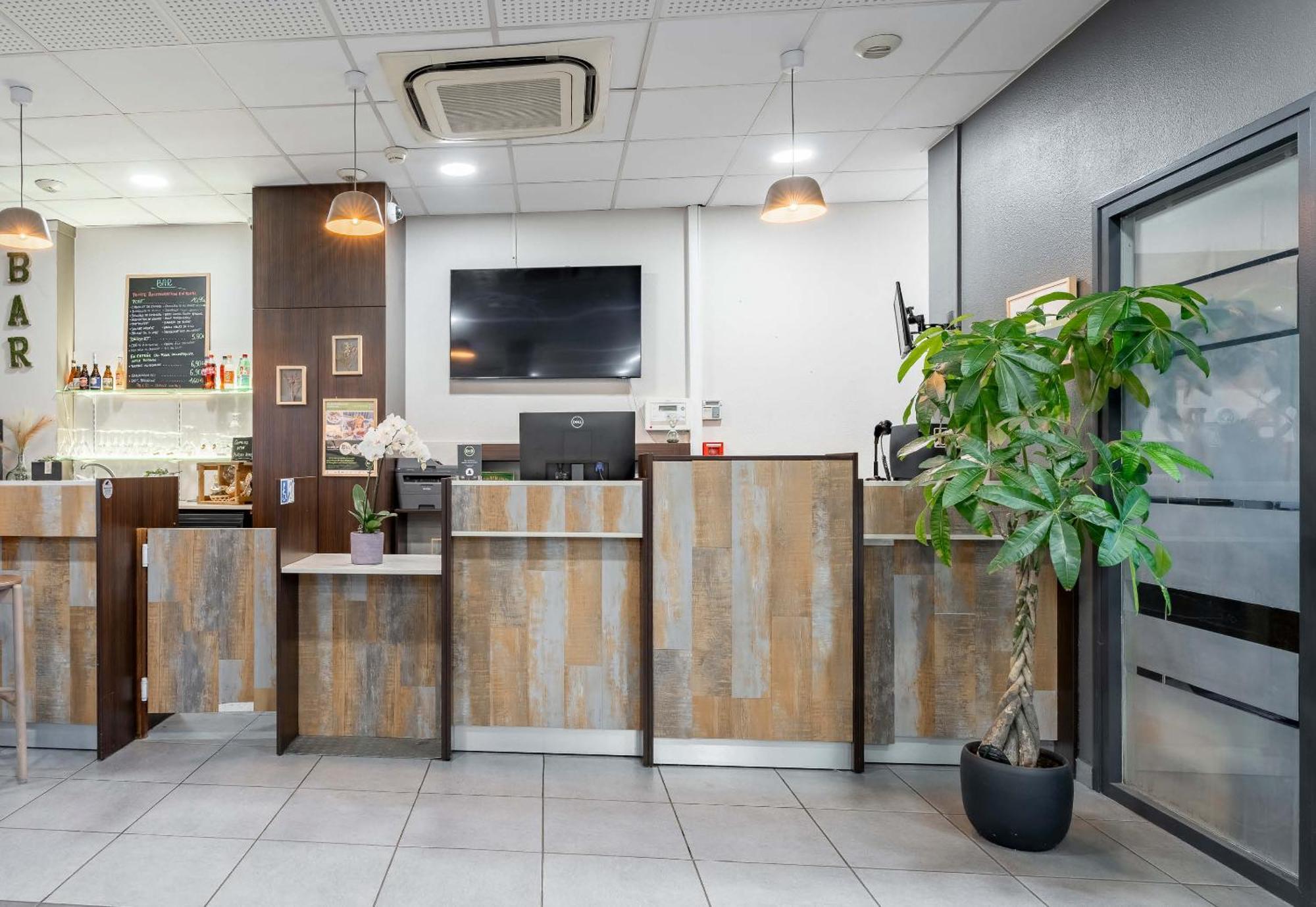 B&B Hotel Maubeuge-Louvroil Luaran gambar